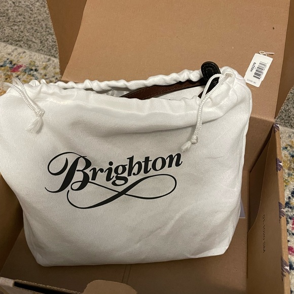 Beautiful black leather Brighton bag NWT, dust cover and box - Picture 1 of 7
